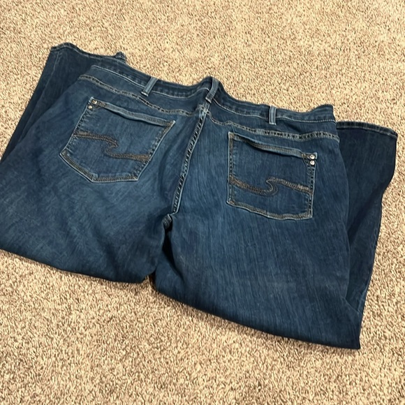 Silver Jeans - Picture 4 of 4